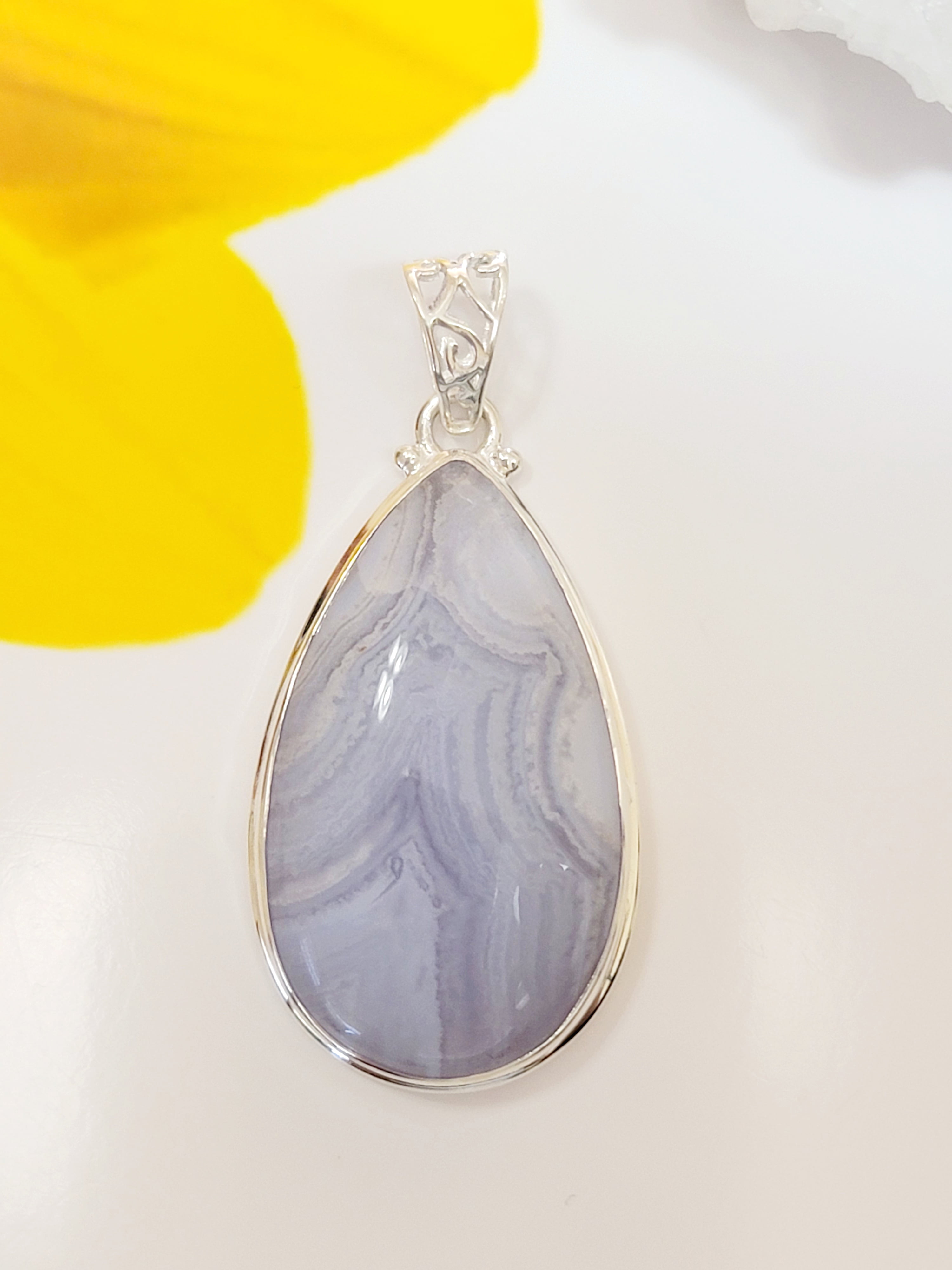 Tooth Style Pendant Blue Lace Agate Pendant With 18 or 24 Metal Chain! AA Quality