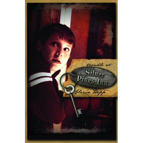 Pre-Owned Trouble at Silver Pines Inn (Paperback) 1579240003 9781579240004