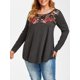 thumbnail image 1 of Tamaño más floral apliques de encaje de inserción camiseta Rosegal Mangas largas de talla grande, 1 of 5