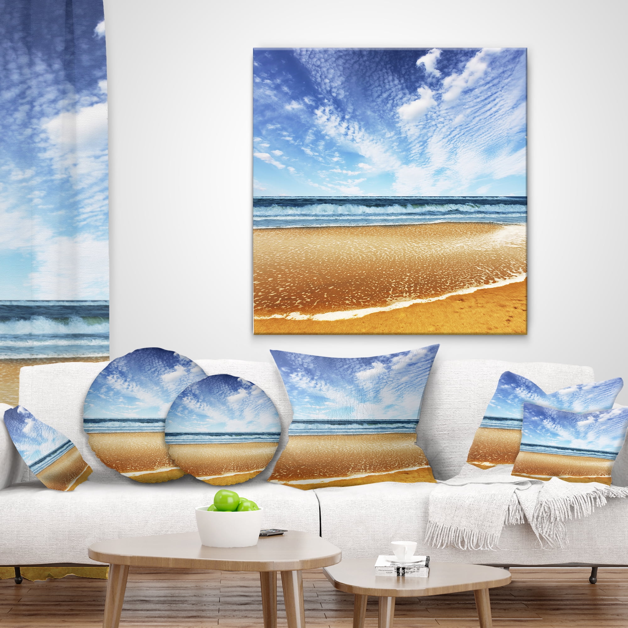 Designart Beautiful Sea under Bright Sky - Seashore Throw Pillow - 18x18