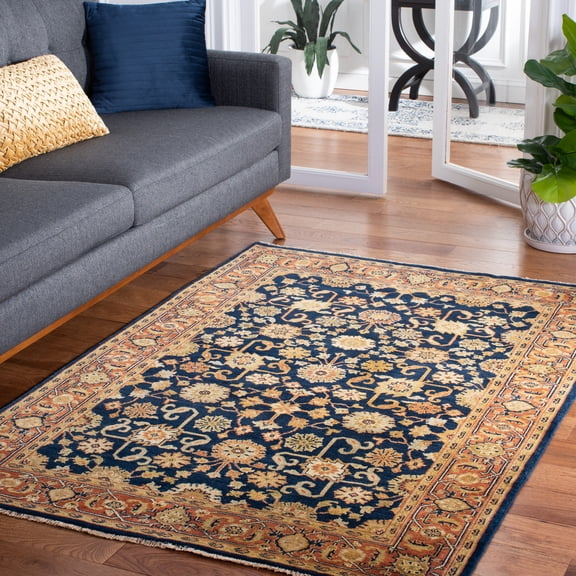 Safavieh Heriz Elissa Floral Wool Area Rug, Blue/Red, 4' x 6'