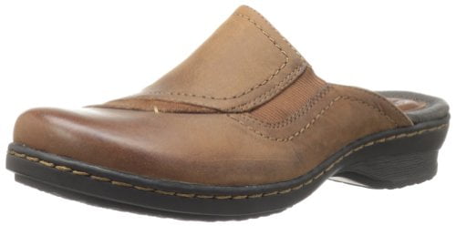 clarks brown clogs