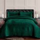 thumbnail image 1 of Juego de colcha Tribeca Living Velvet Queen con 2 fundas de almohada, 1 of 2