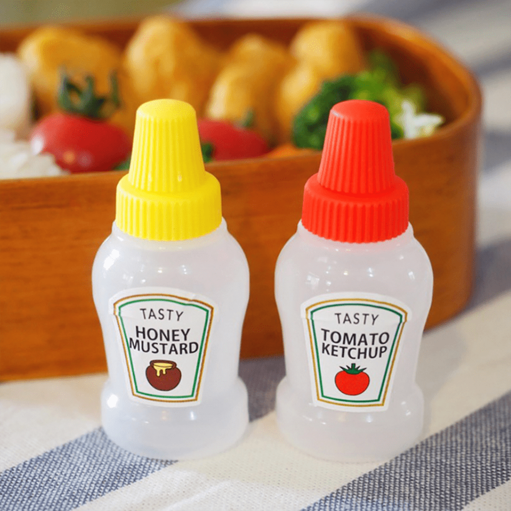 THYULIFE 4Pcs Mini Condiment Squeeze Bottles with Cleaning Brush, 25ml  Leakproof Mini Ketchup Sauce Bottles Refillable Ketchup/Soy  Sauce/Honey/Salad