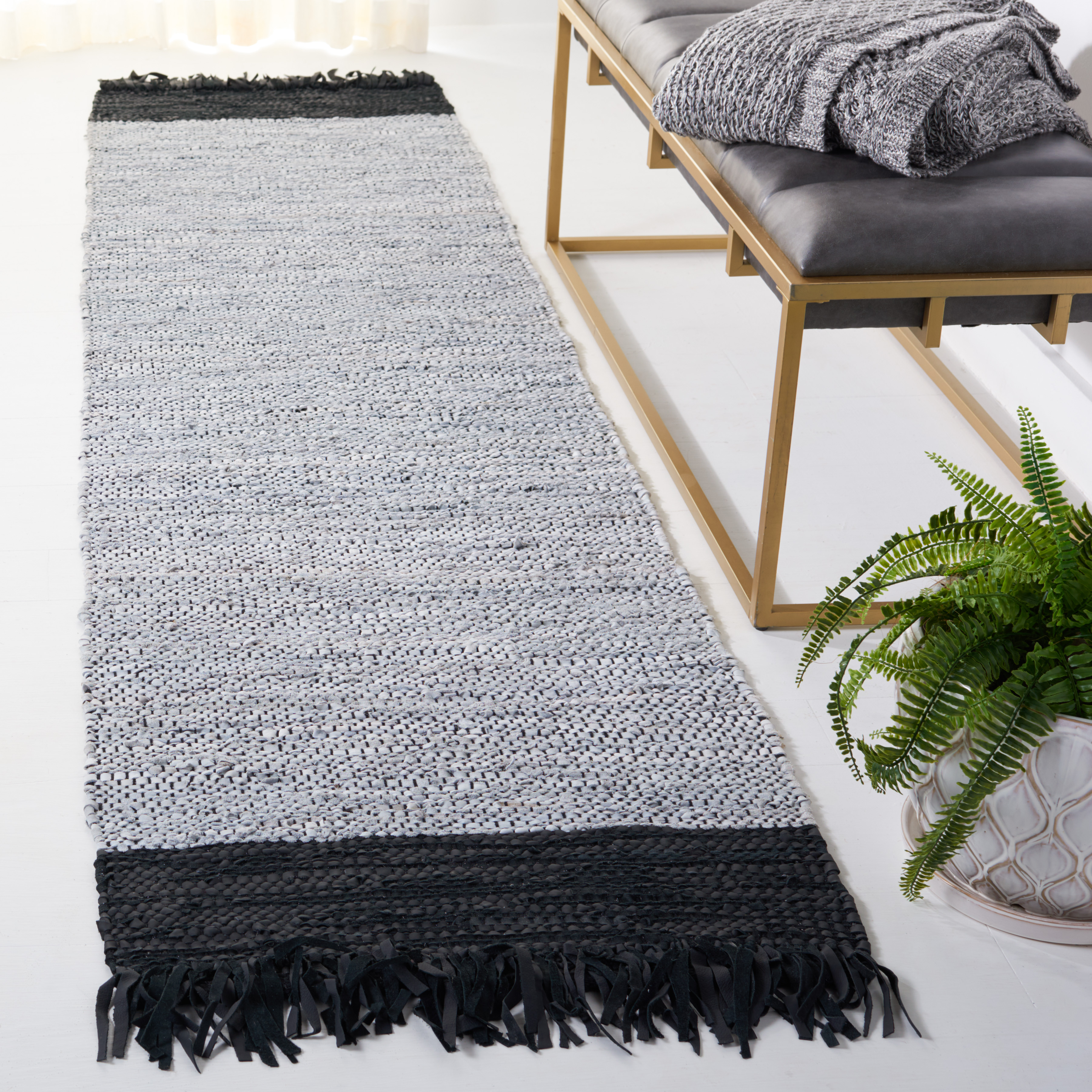 SAFAVIEH Vintage Leather Camden Striped Runner Rug, Ivory/Black, 2'3" x 9'