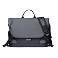 thumbnail image 1 of Bandolera de tela Oxford impermeable para hombre de 35 x 12 x 26 cm, 1 of 2