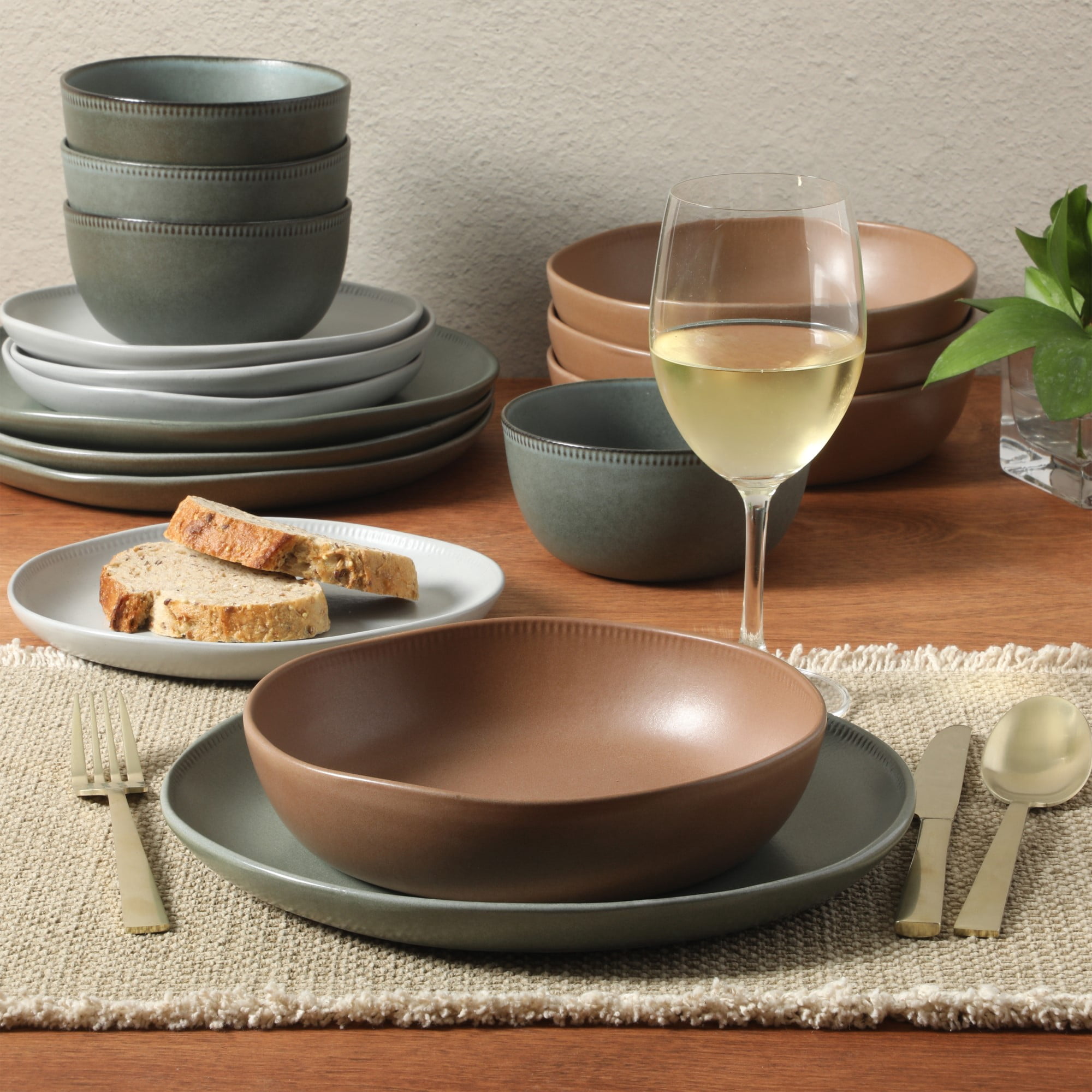 Gibson Elite Menlo Park 16-Piece Pottery Clay Stoneware Dinnerware Set – Assorted Colors Reactive Glaze, Embossed Plates and Bowls W/ Pasta Bowl, Service for 4 – Microwave & Dishwasher Safe