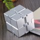thumbnail image 2 of 3pc Fidget Cube Juguete de descompresión Infinity Cube, Fidget Finger Toy Alivio del estrés y la ansiedad para el personal de oficina, Superficie de silicona, 2 of 5