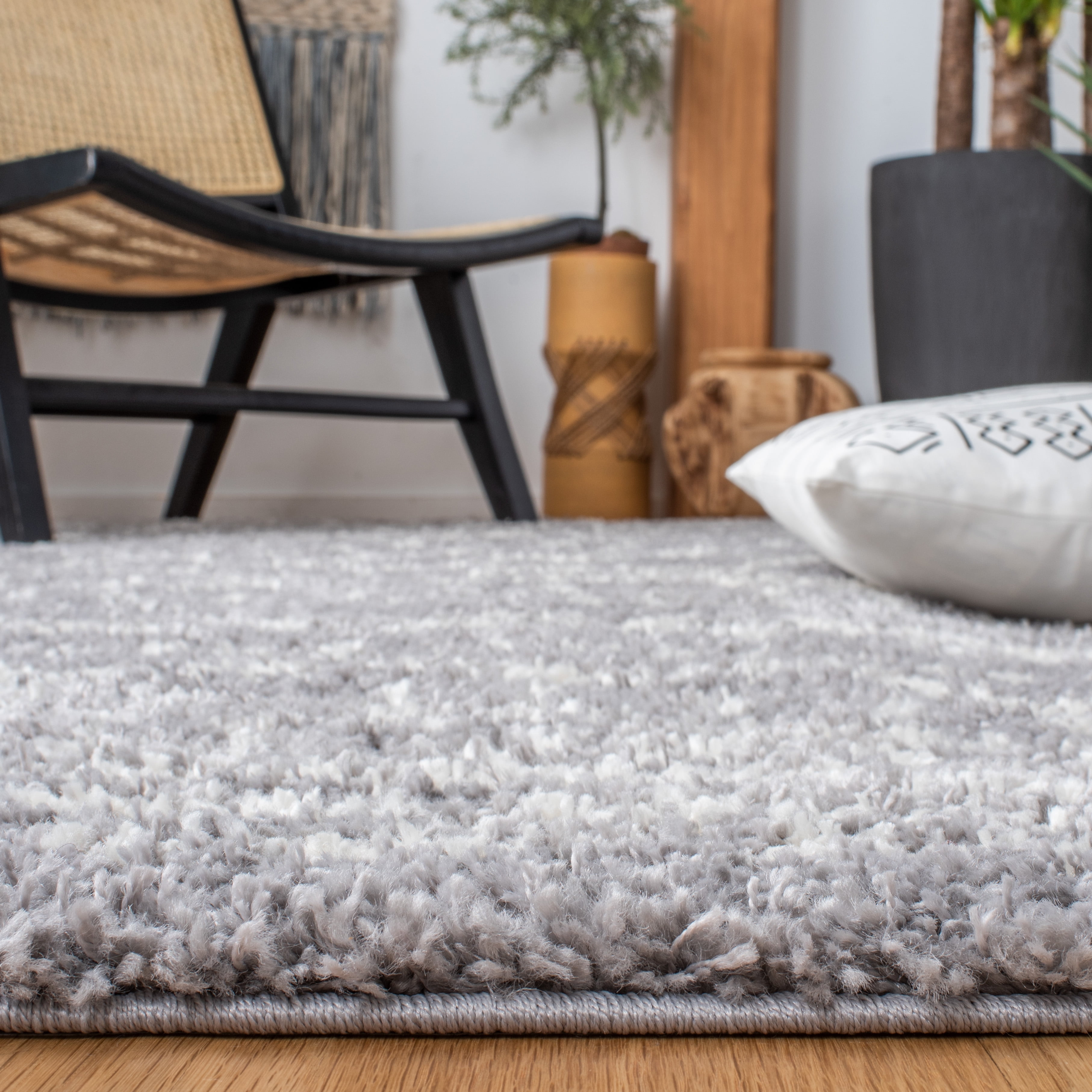 Safavieh Arizona Teagan Geometric Shag Runner Rug, Gray/Ivory, 2'6" x 14'