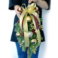thumbnail image 4 of Agujas de pino artificial con baya roja Puerta Swag de Navidad Afortunado Sencillez, 4 of 5