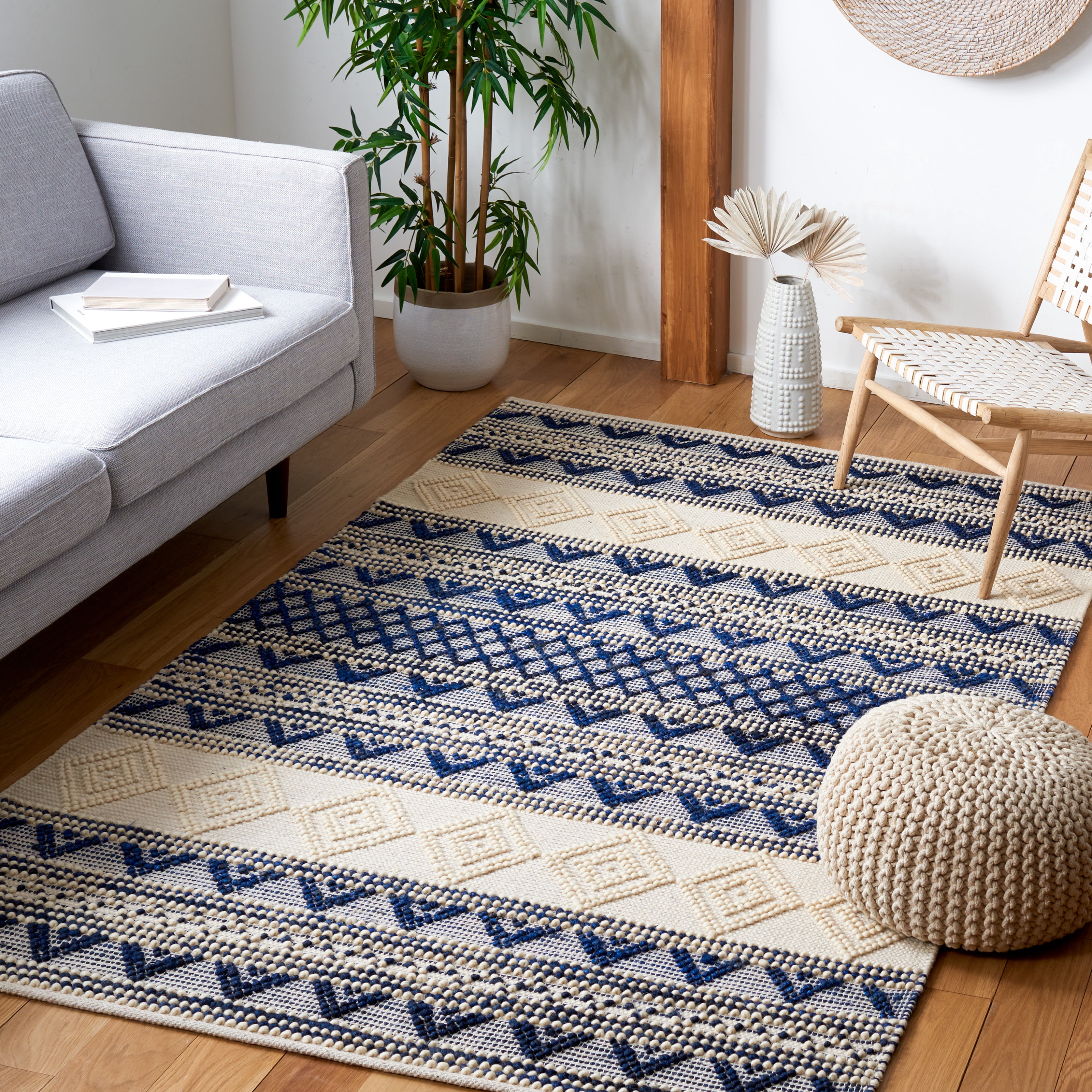 SAFAVIEH Natura Dusan Geometric Area Rug, Navy/Ivory, 6' x 6' Square