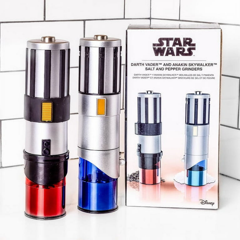 Best Buy: Disney Star Wars Salt and Pepper Shakers Black/White 4897021357451