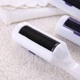thumbnail image 3 of Cepillo para quitar pelusas con tapa abatible, botón de presión, ropa, cepillo para mascotas, removedor de pelo para el hogar, dormitorio, sofá, removedor de pelo, barredora, afeit, 3 of 3