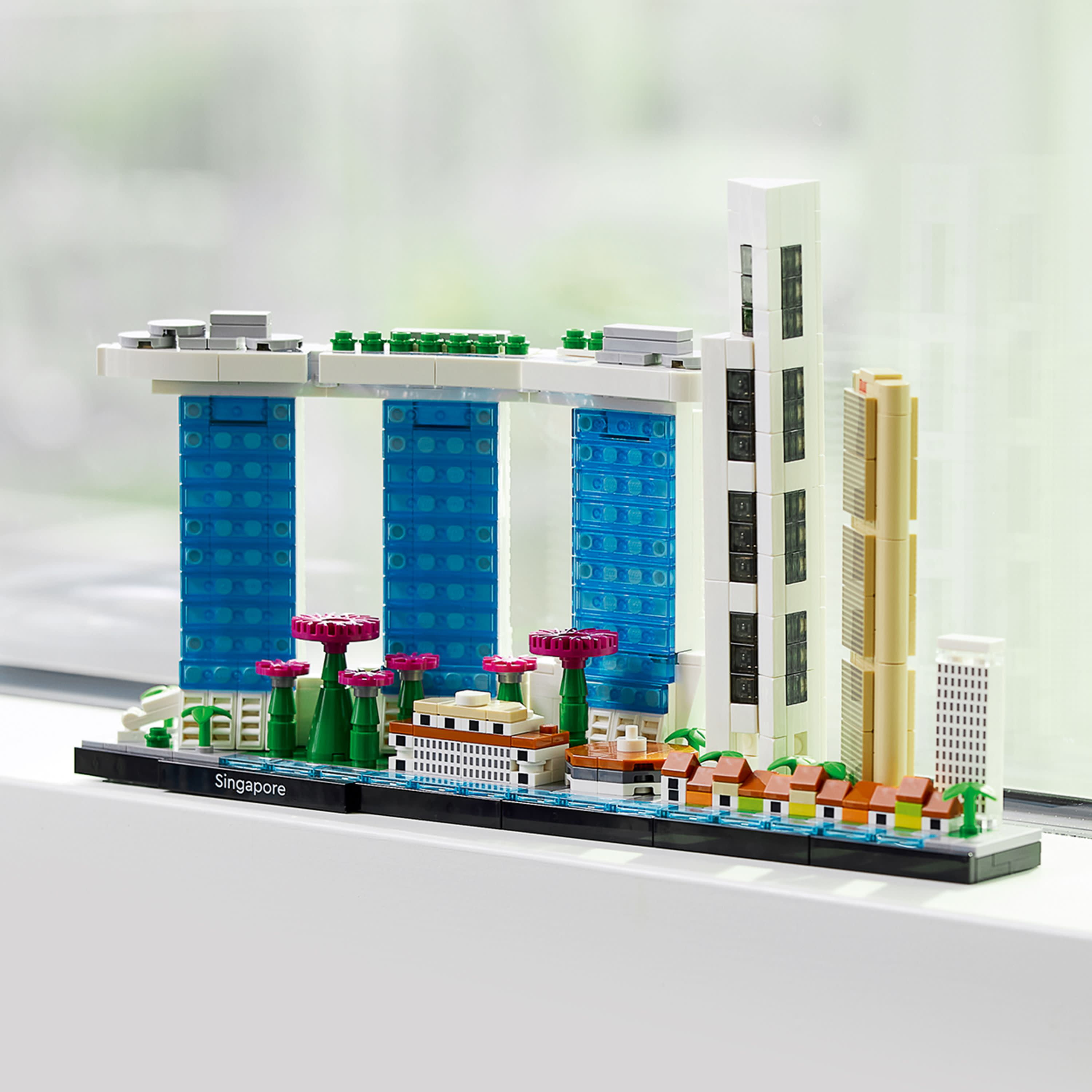 LEGO 21057 Architecture Singapour, Loisirs Créatifs pour Adultes,  Collection Skyline, Décoration pour La Maison - ADMI