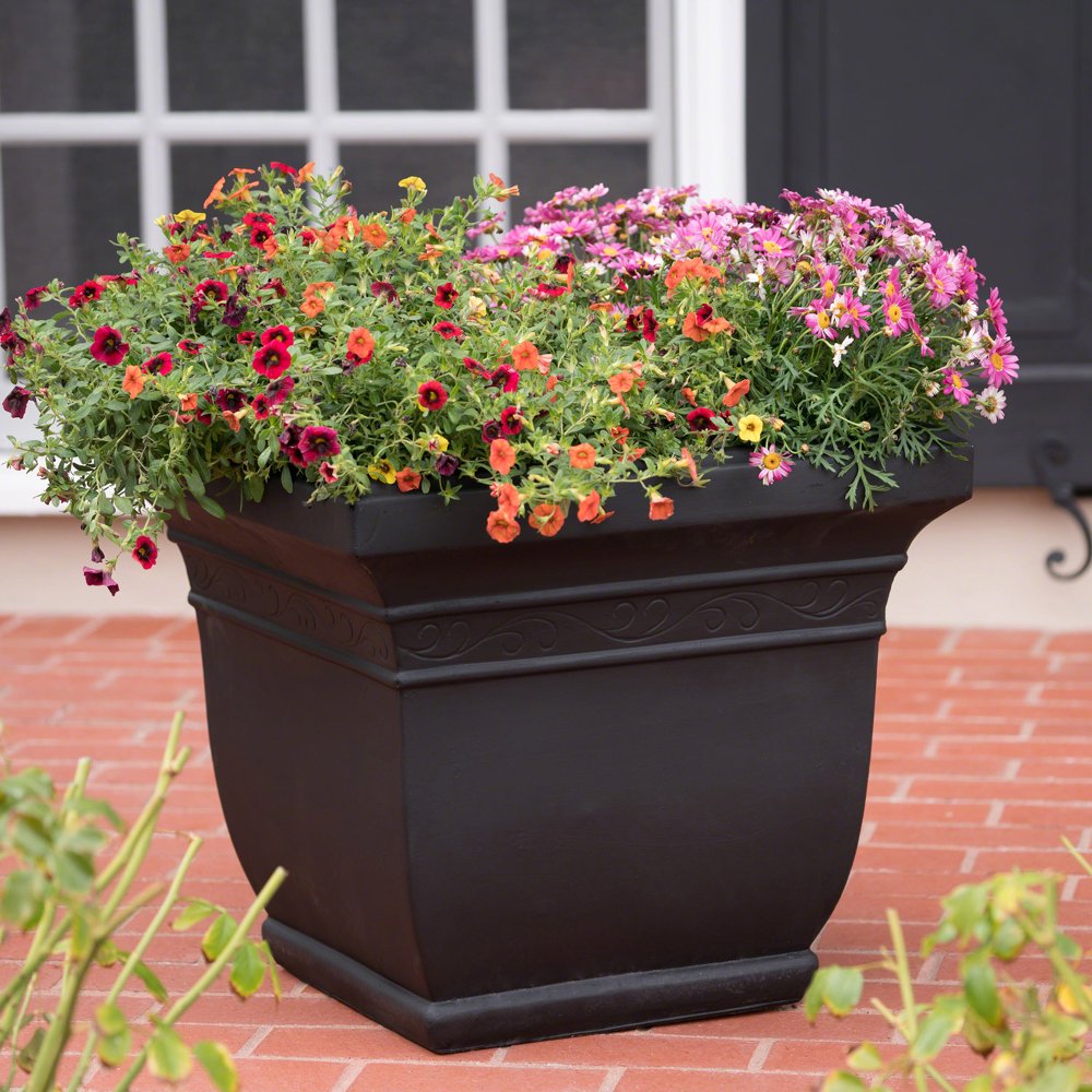 Azalea Outdoor Cast Stone Planter, Matte Black