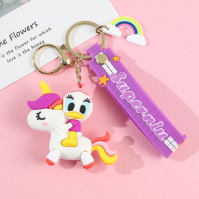LLavero de figuras de acción Sanrio de Anime Kawaii para niñas, lindo llavero de unicornio de Hello Kitty, mochila de moda, llavero colgante de Pikachu Fivean unisex