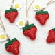 thumbnail image 4 of Llavero con colgante en forma de fresa y fruta, exquisito colgante tridimensional para bolso de fresa., 4 of 5