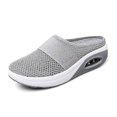 thumbnail image 2 of Zapatillas de mujer de malla transpirables informales con media pantuflas con aumento interior en color gris, 2 of 4