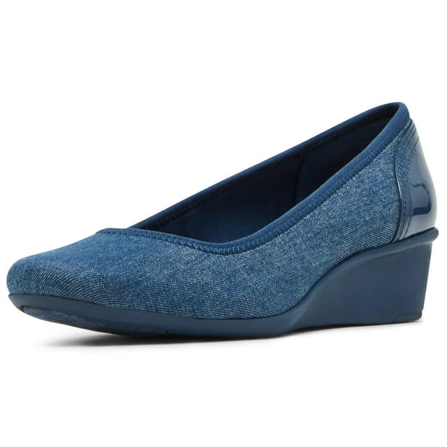 Zapato Anne Klein Wisher con tacón de cuña para mujer, mezclilla oscura 6.5US