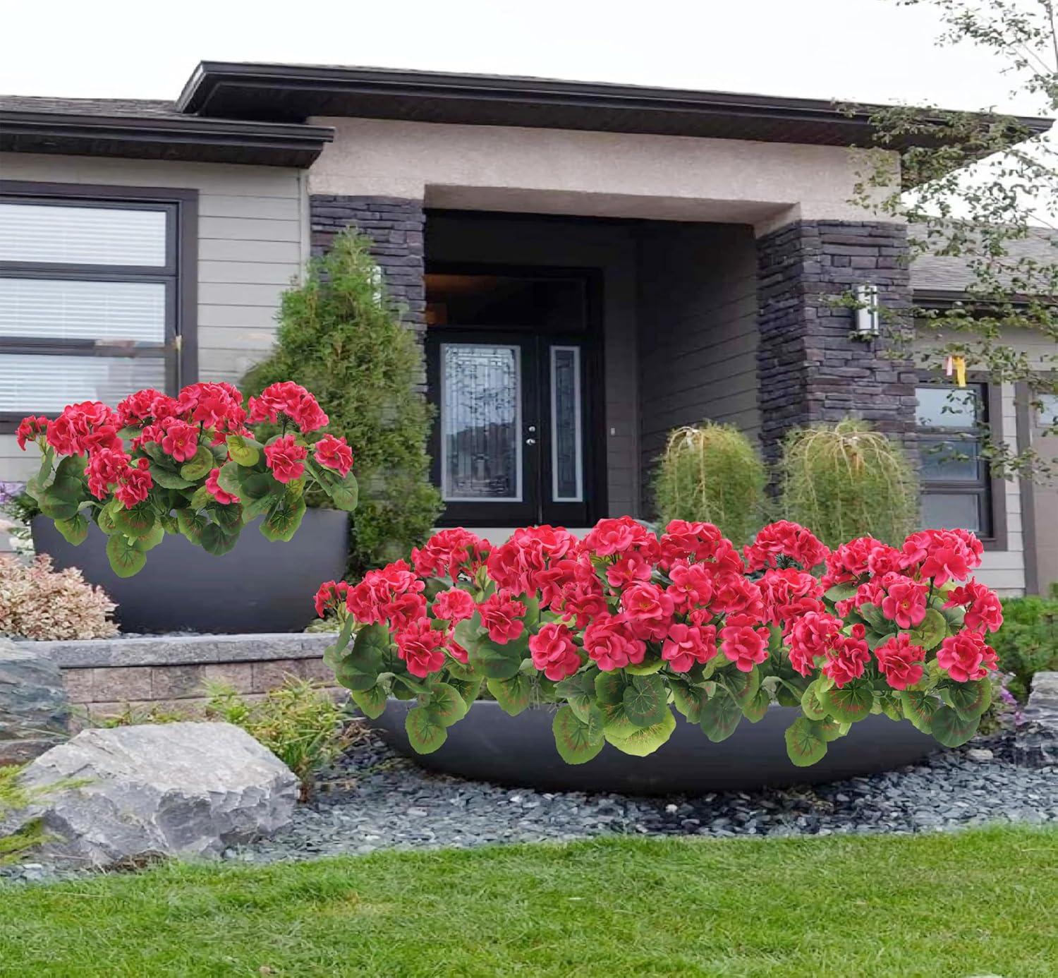 2pcsArtificial Geraniums Silk Flowers Outdoor Artificial Red Geranium Bush Faux Flowers Red Geraniums for Floral Home Decor Indoor Garden Patio Grave Cemetary Vase Table Centerpiece