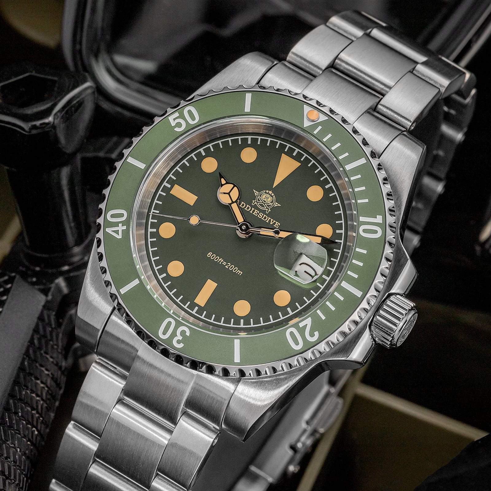 ADDIESDIVE Quartz Watch for Men 200M Waterproof Dive Watch with Japanese Movement 316L Stainless Steel & Ceramic Bezel Super Luminous Men's Watches