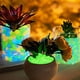 thumbnail image 4 of Inteprter Rocas brillantes únicas y elegantes para decoración de acuarios, no fáciles de deformar, brillan en rocas oscuras Jardín y Patio verde, 4 of 6