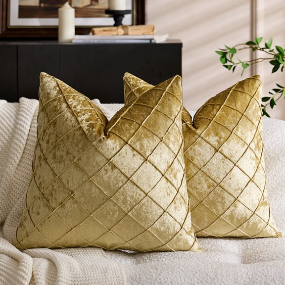 XmhyTop-A 2-Pack Geometric Velvet Pillow Covers 45x45cm Pleated Lattice Rhombus Textured Cushion Covers for Sofa Bed Decor, Plush Square Pillow Case Set,Gold