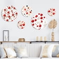 thumbnail image 1 of Designart "Points Rouges et Blancs Classiques" Ensemble d'Art Mural Moderne en Métal de 5 - Ensemble d'Art en Métal Rouge pour Chambre, 1 of 6