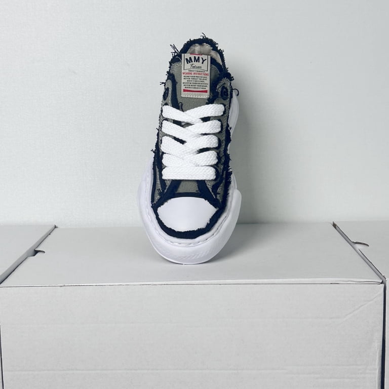Maison MIHARA YASUHIRO MMY Peterson Low distressed canvas sneakers