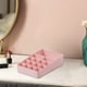 thumbnail image 1 of Organizador de maquillaje sin tapa, con compartimentos inclinados para cosméticos, esmaltes de uñas y joyas, de ABS, gris o rosa., 1 of 6