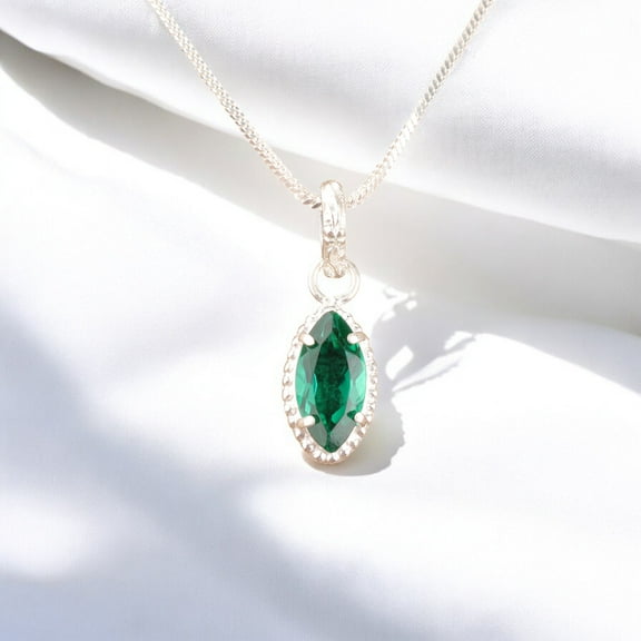 Green Emerald Pendant 925 Sterling Silver Jewelry