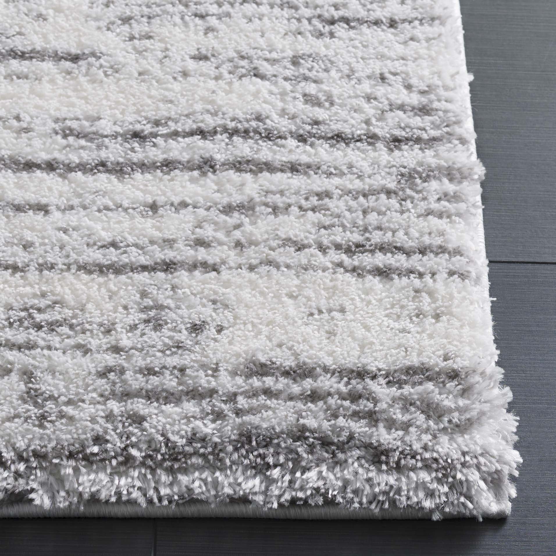 SAFAVIEH Jasmine Sashka Solid Polyester Shag Area Rug, Ivory/Grey, 8' x 10'