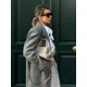 thumbnail image 4 of Abrigo elegante gris con hombros acolchados para mujer, abrigo clásico de manga larga con solapa y una hilera de botones, chaquetas largas de moda para mujer 2024, 4 of 5