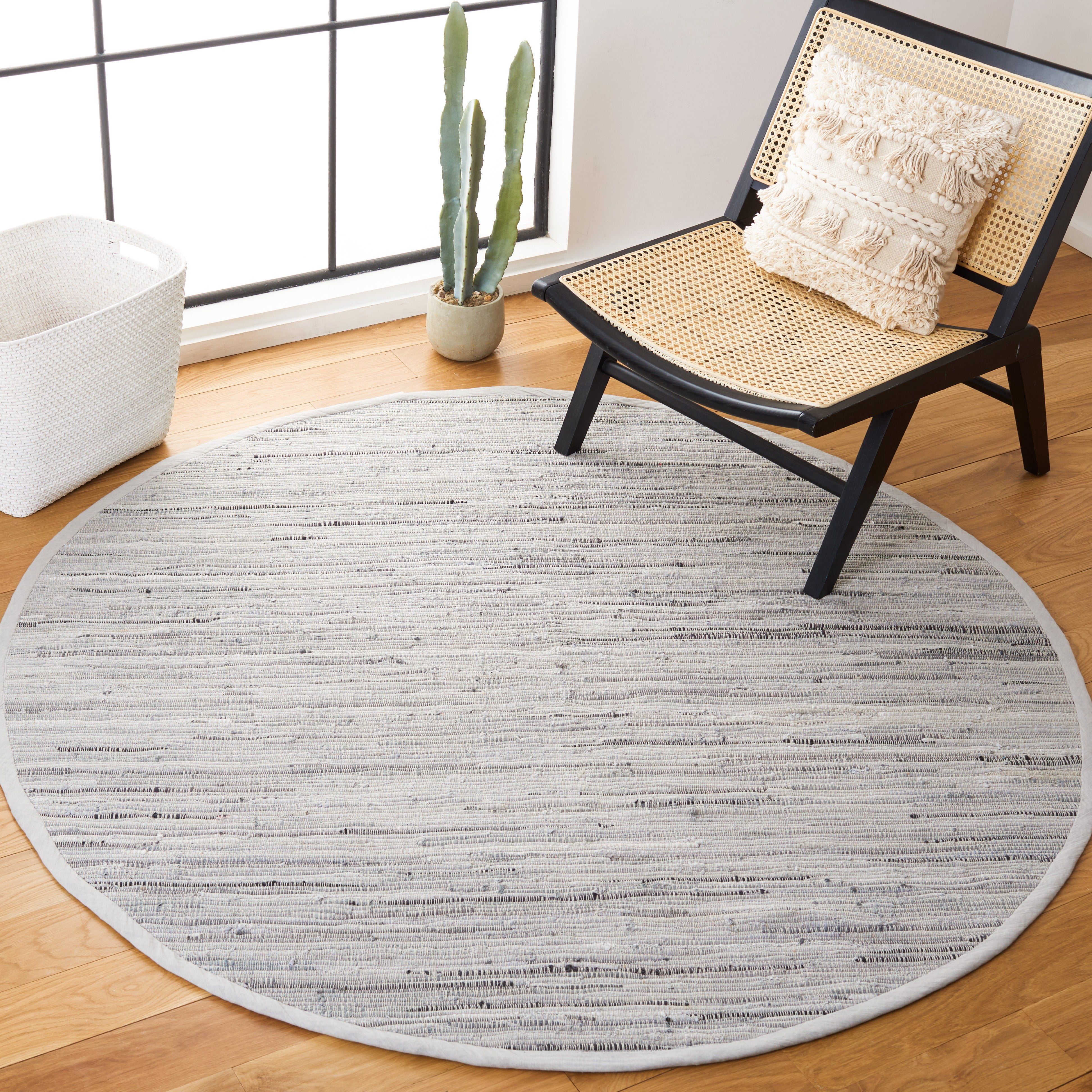 SAFAVIEH Rag Robynne Striped Cotton Area Rug, Grey, 9' x 9' Round