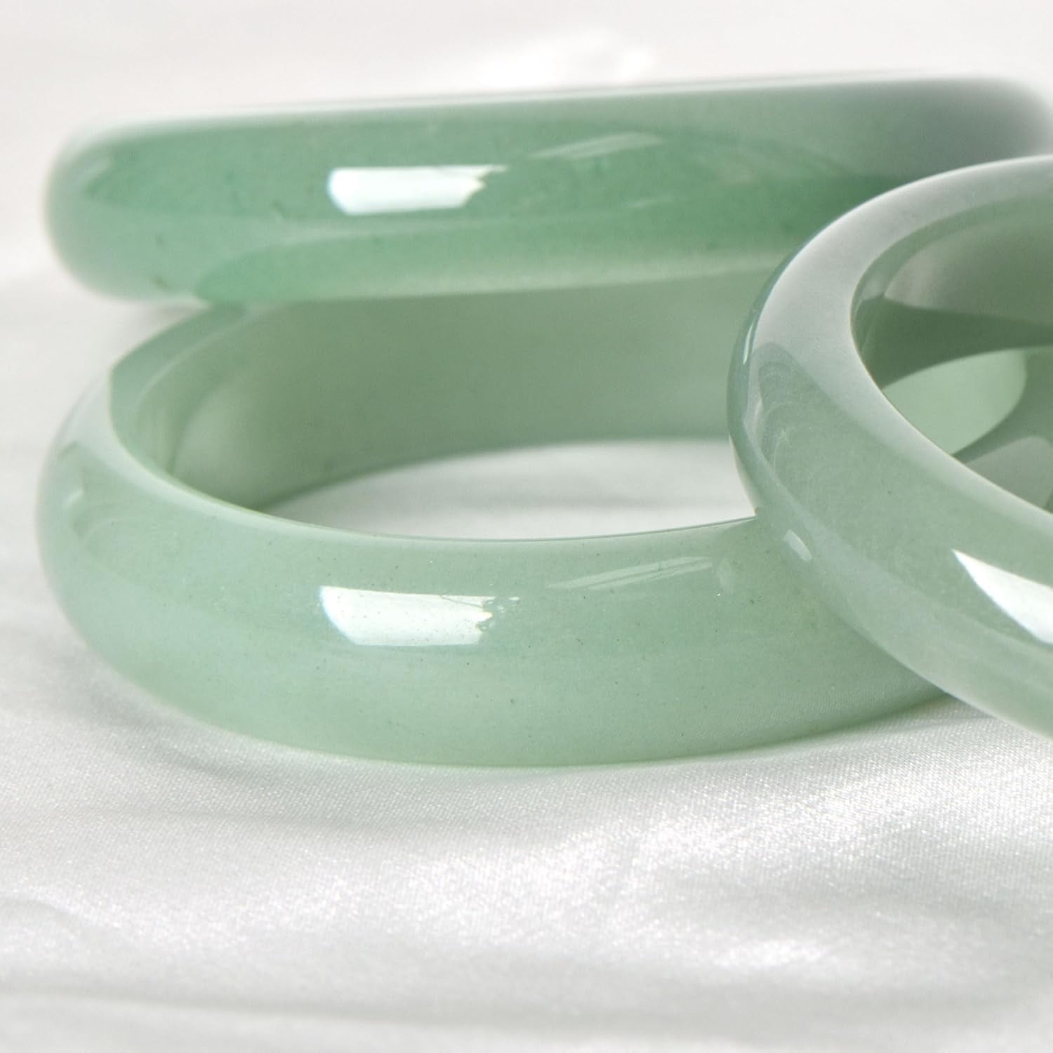 Green Natural Jade Bangle Bracelet for Women Healing Protection Good Luck Natural Gemstone Fengshui Jewelry for Wife Mother's Day Gift for Mom