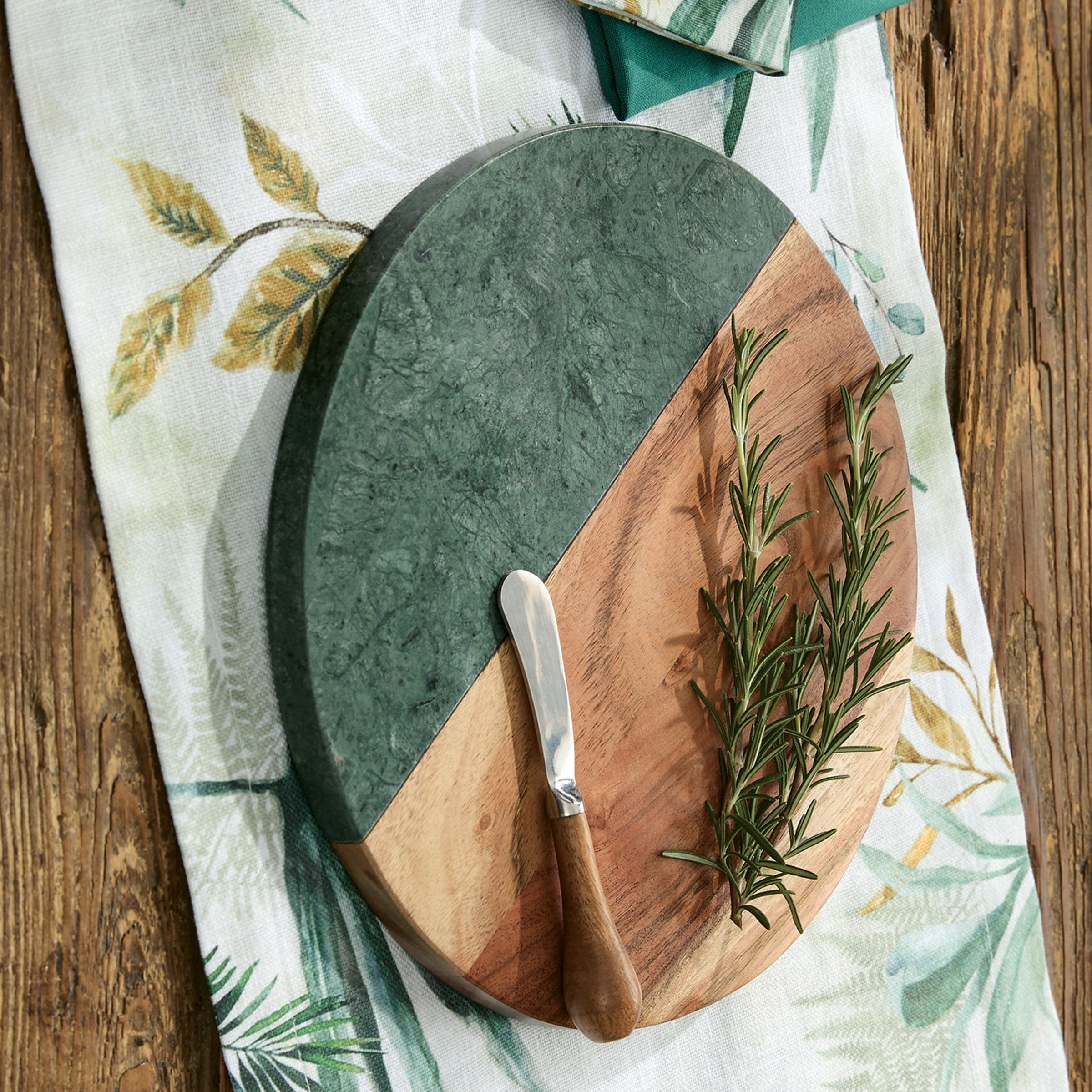 Park Designs Patricia Heaton Home Rainforest Cutting Board with Spreader