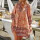 thumbnail image 2 of Vestido corto informal de manga tres cuartos con estampado floral, cintura holgada y escote en V, ideal para uso diario., 2 of 5
