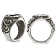 thumbnail image 3 of Bague pour Homme en Acier Inoxydable Vieilli avec Croix, 3 of 4