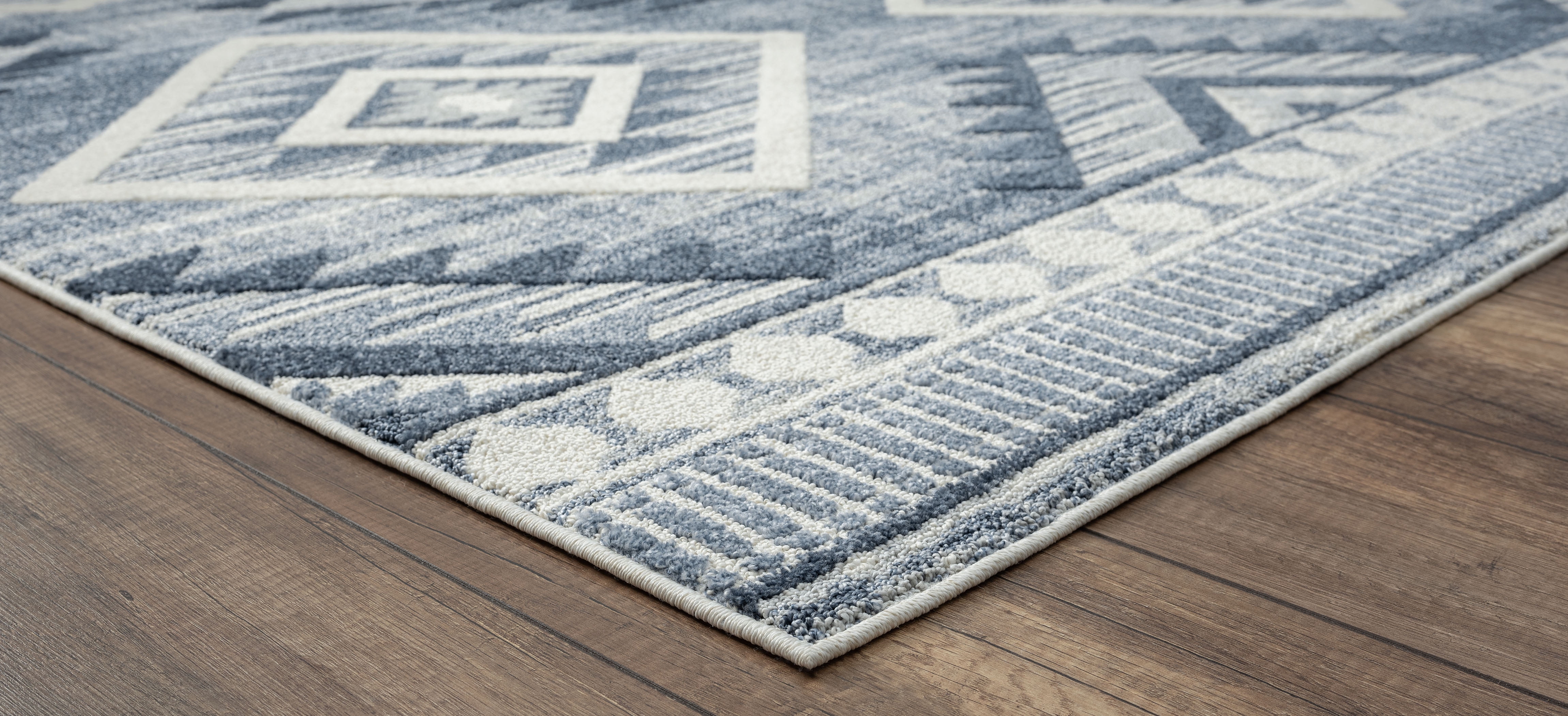United Weavers of America Milana Geometric Area Rugs, 5' 3" x 7' 2"