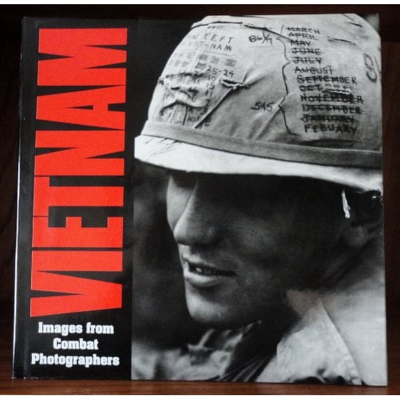 Pre-Owned Vietnam: Images from Combat Photographers (Hardcover) 0912347759 9780912347752