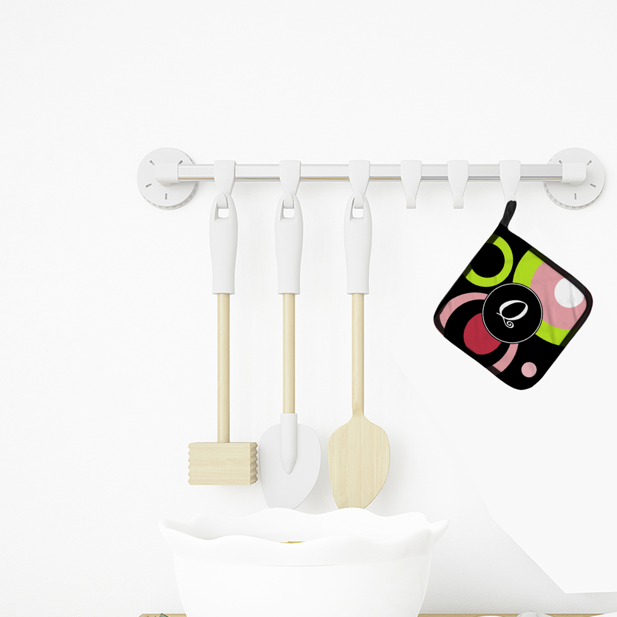 Caroline's Treasures AM1002-QPTHD Letter Q Monogram - Retro in Black Pair of Pot Holders , 7.5HX7.5W, multicolor
