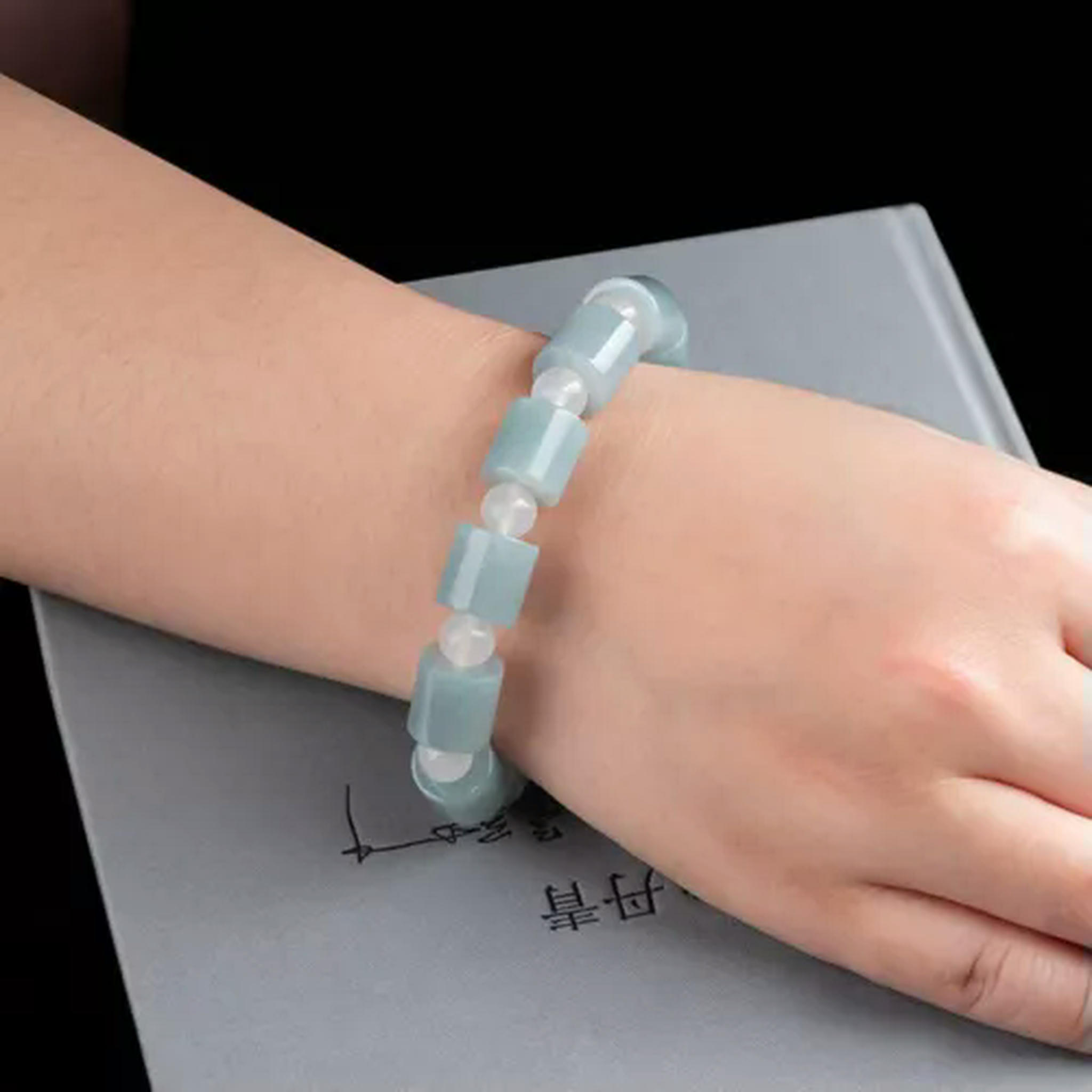 EOEMY Natural Grade A Jade Jadeite Women Men Lucky Column Round Beaded Bracelet