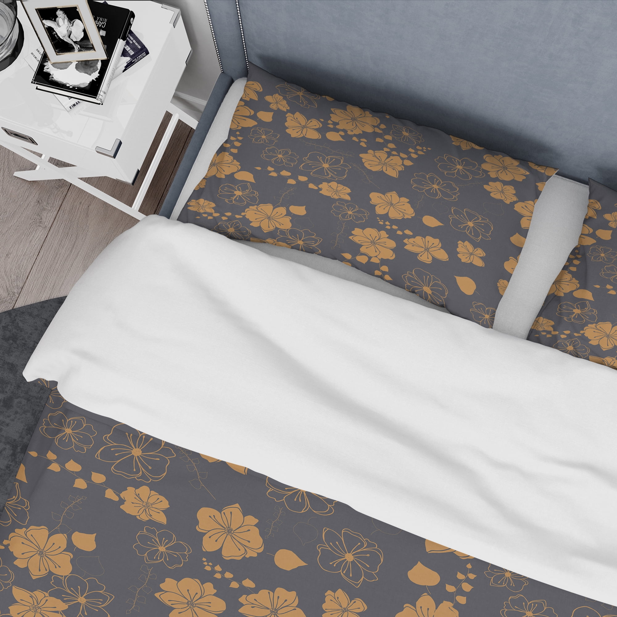 Designart 'Retro Handdrawn Poppies II' Mid-Century Modern Duvet Cover Set