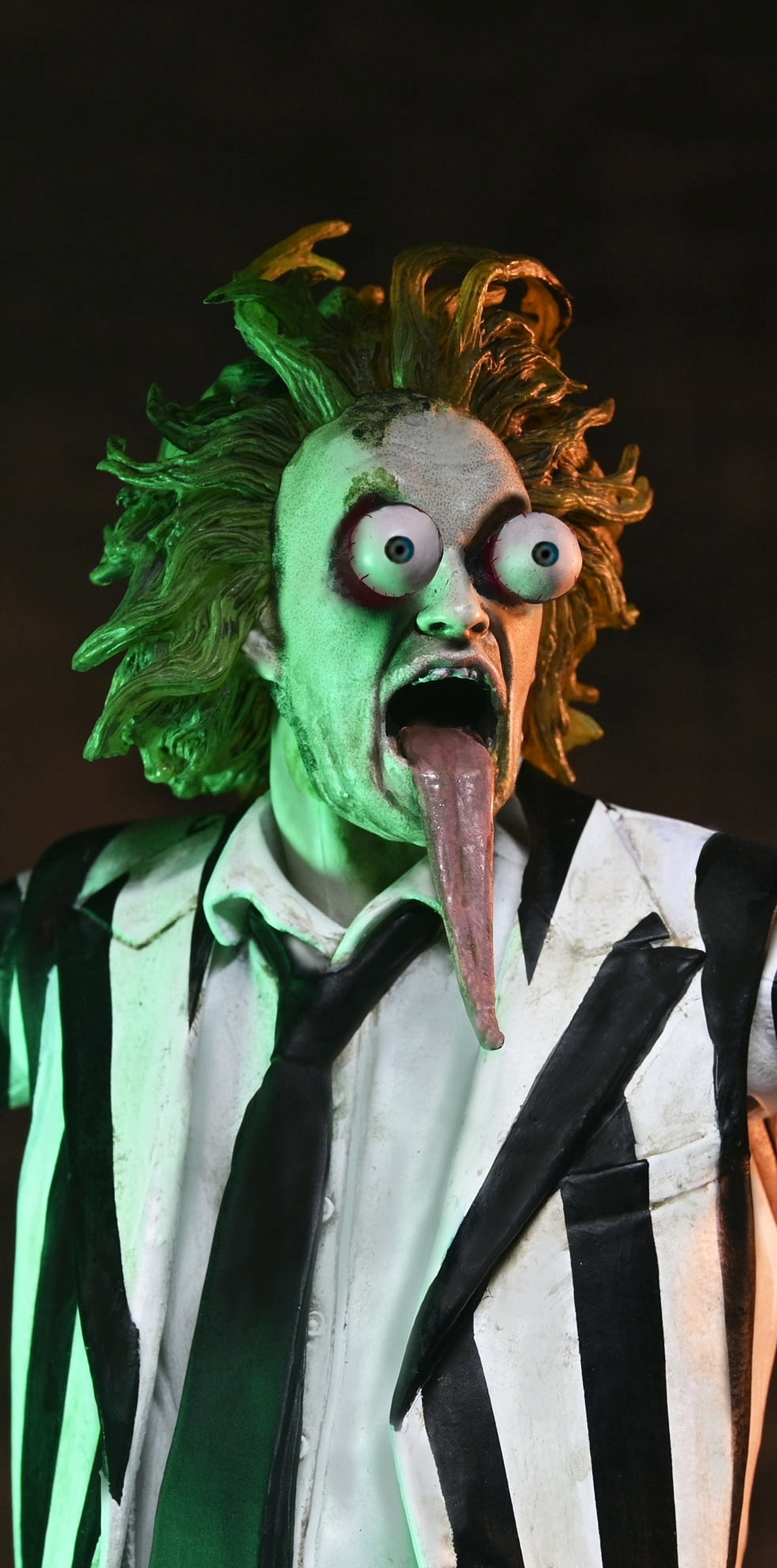 NECA Beetlejuice Beetlejuice (2024): Striped Suit Beetlejuice Ultimate Action Figure with Interchangeable Heads and Hands (7")