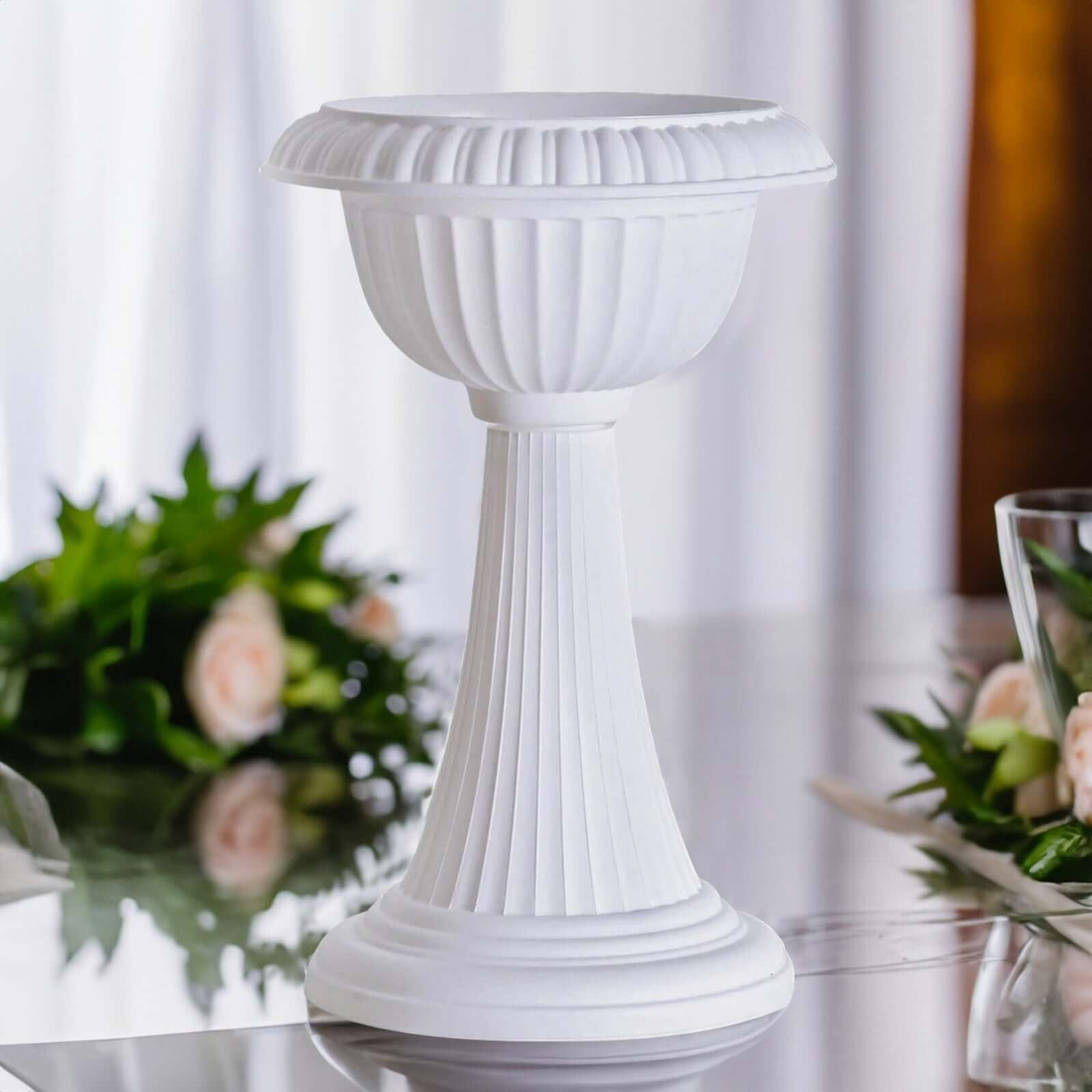 Efavormart 4 Pack | White Italian Inspired Pedestal Stand | Flower