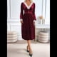 thumbnail image 4 of Vestido Formal Elegante de Terciopelo con Escote en V y Encaje Retro Estilo Vintage para Mujer. Rojo Vino M, 4 of 10