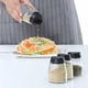 thumbnail image 2 of Juego de 4 botellas de vidrio con doble tapa para condimentos, salero, pimentero y vinagrera para barbacoa y cocina (negro)., 2 of 7