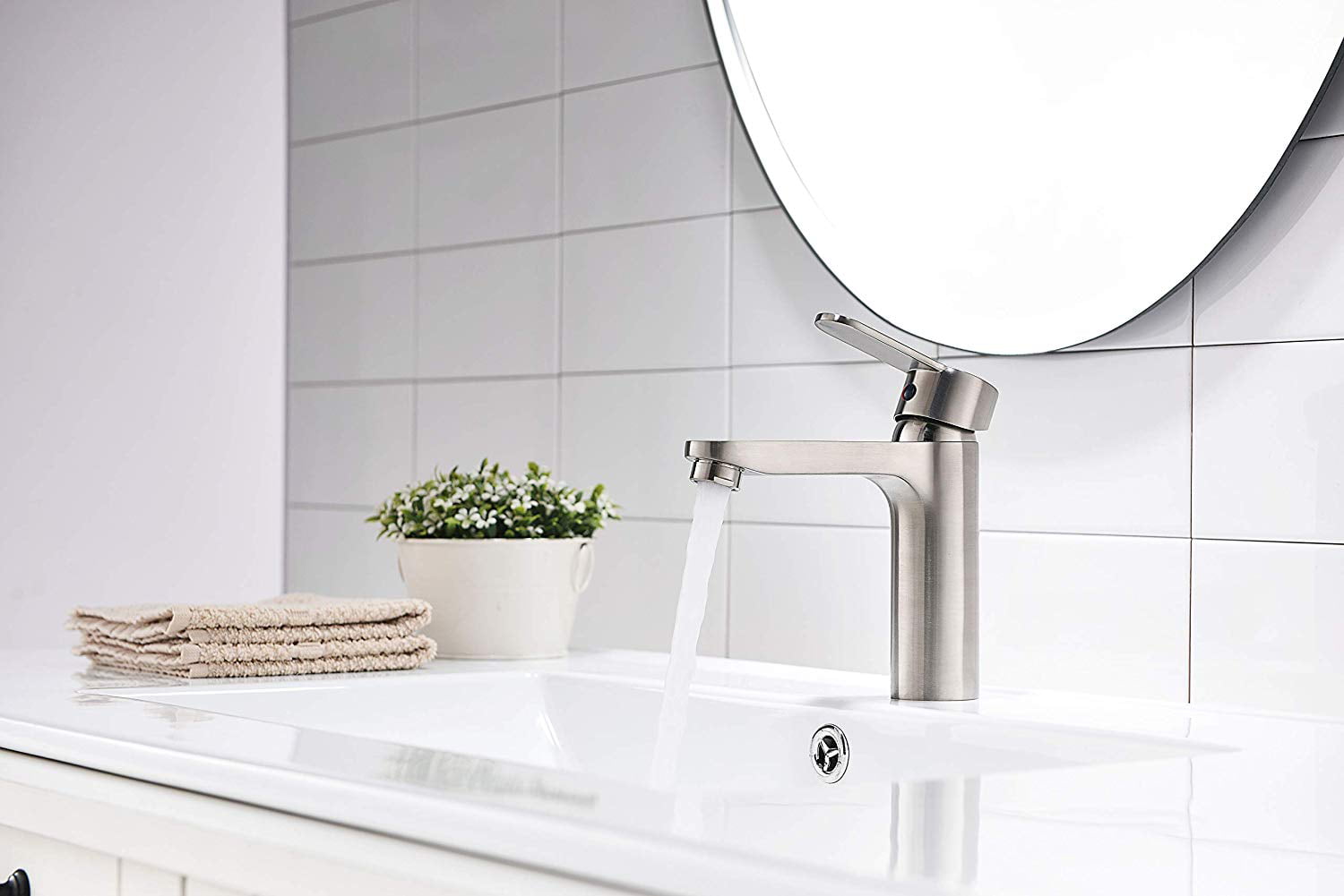 Unique White Bathroom Basin Vessel Sink Mixer Faucet One Handle Hole Brass Taps 