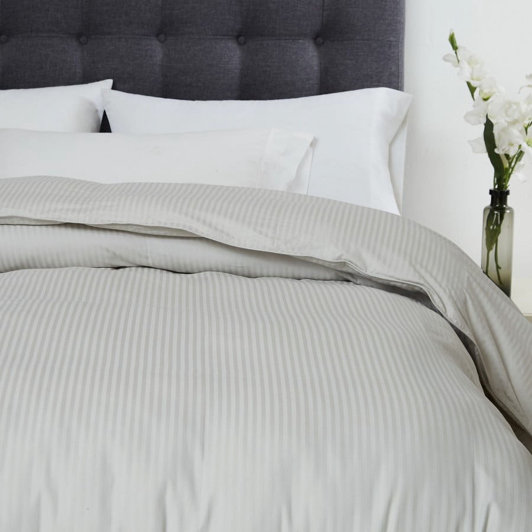 10 foot by 10 foot World's Largest King Comforter by DOWNLITE (Hypoallergenic Down Alternative)