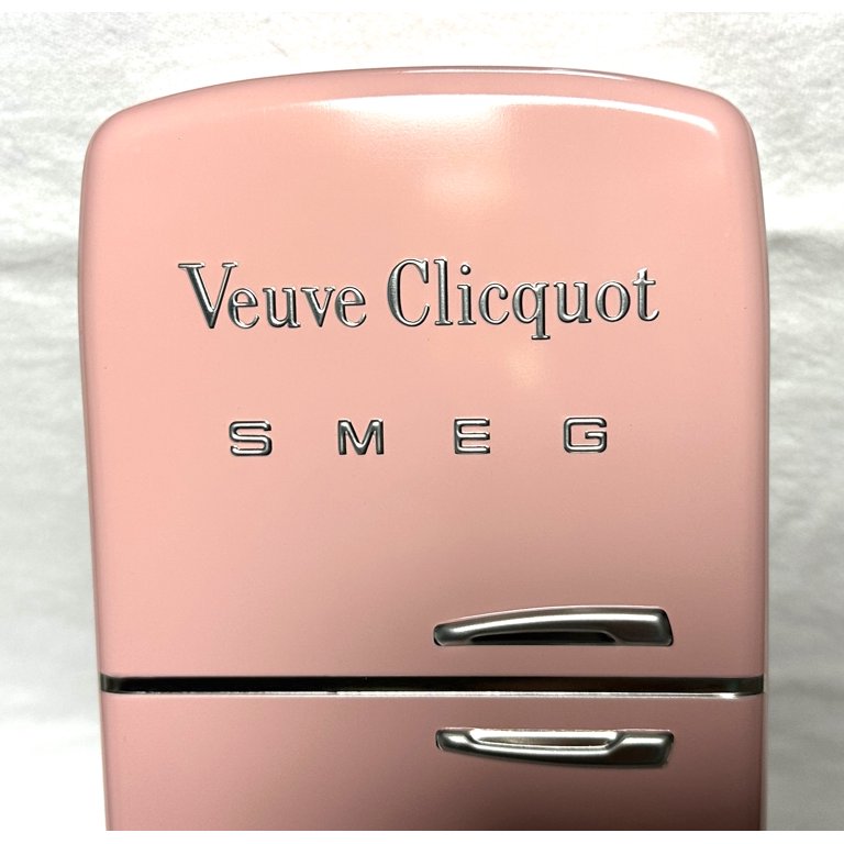 x Veuve Clicquot Free-Standing Retro-Style Mini Fridge